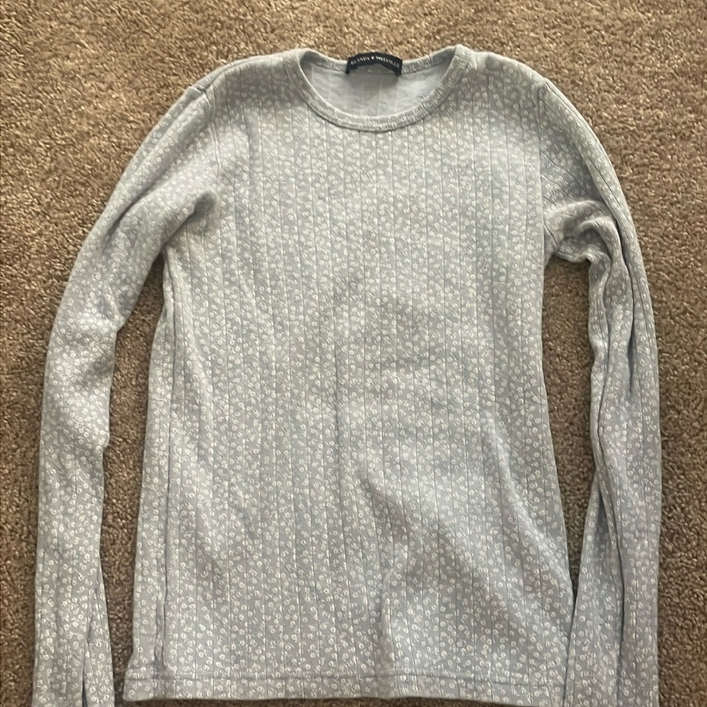 brandy melville long sleeve